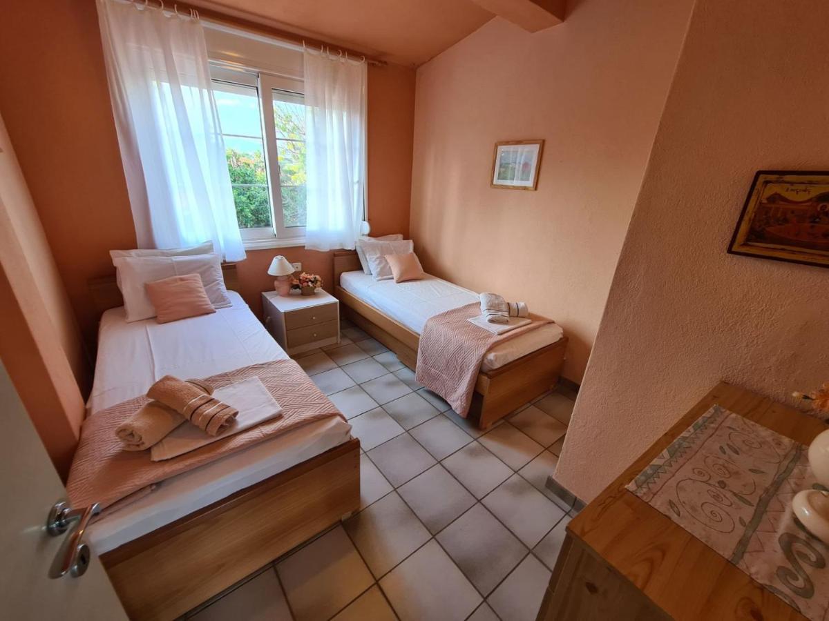 Wonderful House With Private Garden Villa Flogita Dış mekan fotoğraf